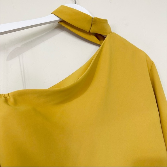 Amanda Uprichard Open Shoulder Asymmetric Off Shoulder Choker Top Blouse - Picture 8 of 12